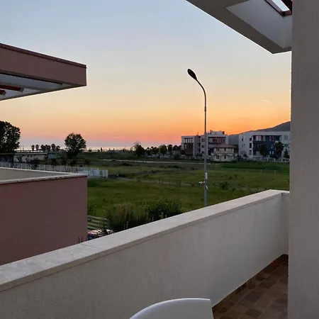 Tea Residence, Gjiri I Lalzit Apartament