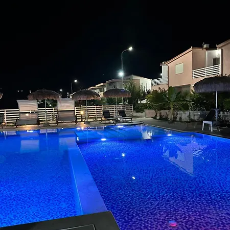 Tea Residence, Gjiri I Lalzit Apartament