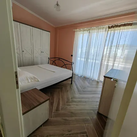 Tea Residence, Gjiri I Lalzit Appartement
