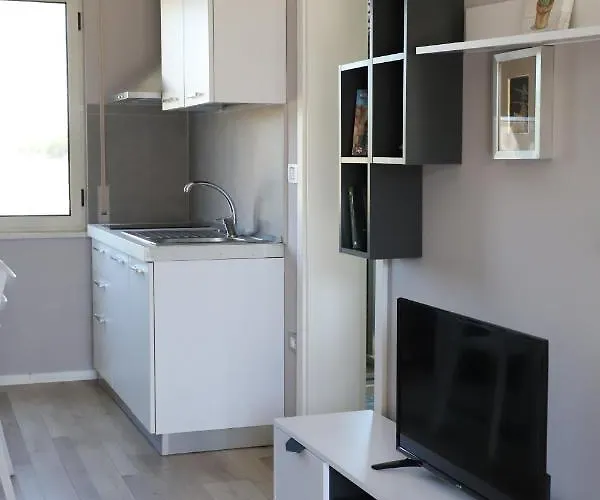Daire Tea Residence, Gjiri I Lalzit