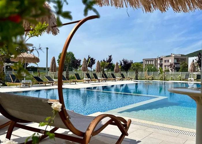 Tea Residence, Gjiri I Lalzit Dıraç