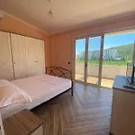 Tea Residence, Gjiri I Lalzit *