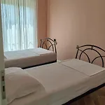 Tea Residence, Gjiri I Lalzit Apartment Durrës