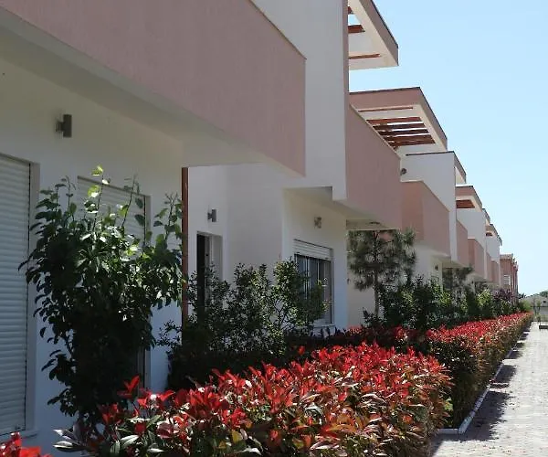 Tea Residence, Gjiri I Lalzit * דורס