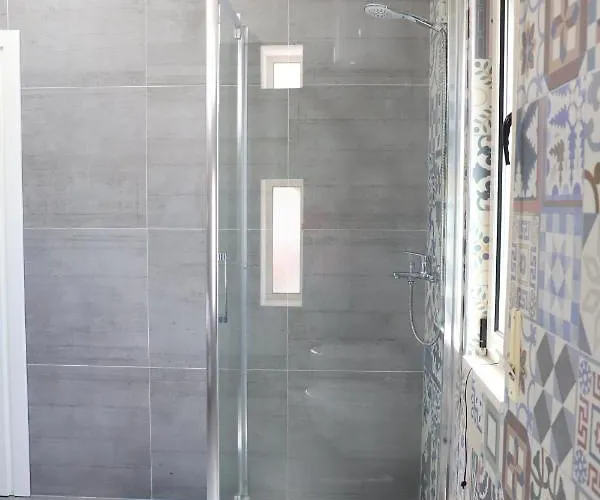 Tea Residence, Gjiri I Lalzit * Durrës