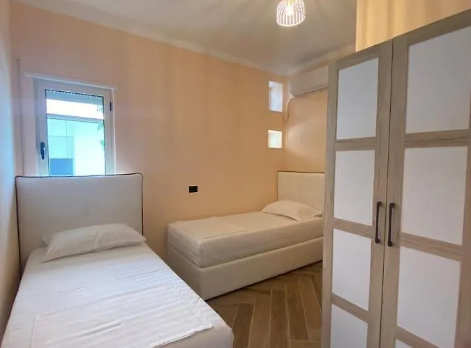 Tea Residence, Gjiri I Lalzit